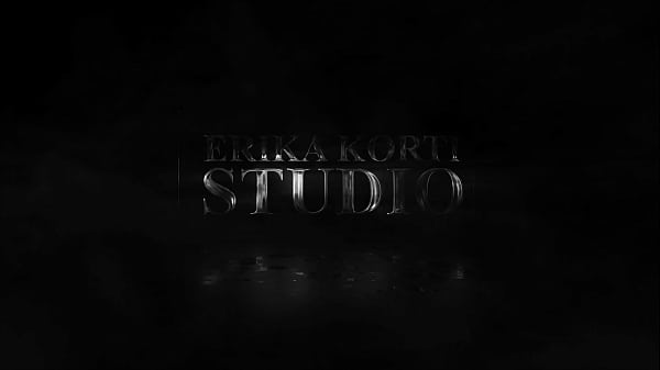 FIRST TAP! Young sexy teen Virgin Butterfly gets DVP DAP TP and her first TAP from five big cocks EKS498