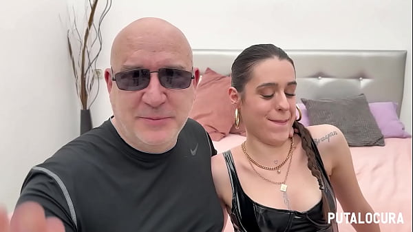 PutaLocura – Trío BDSM muy cerdo para la teen cachonda española Briseida Myers