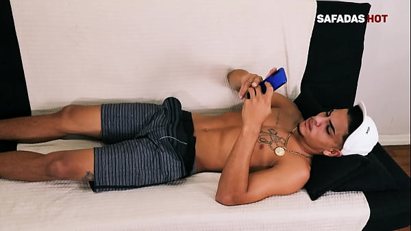 Fodendo a novinha gostosa!