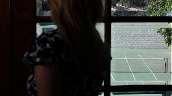 Kitchen Lesbian Threesome Involves MILF With Huge Tits Julia Ann